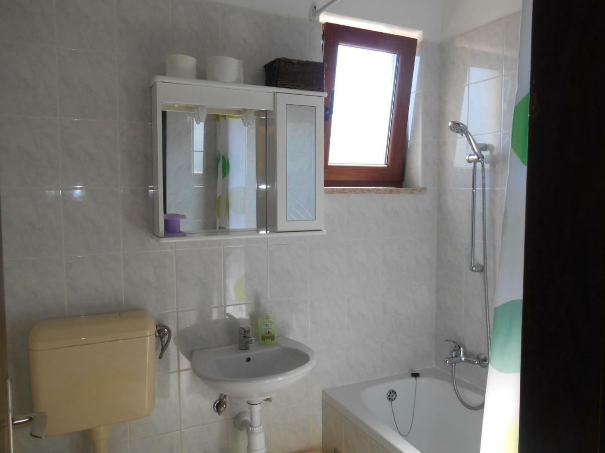 Miadea Apartment Rovinjsko Selo Exterior photo